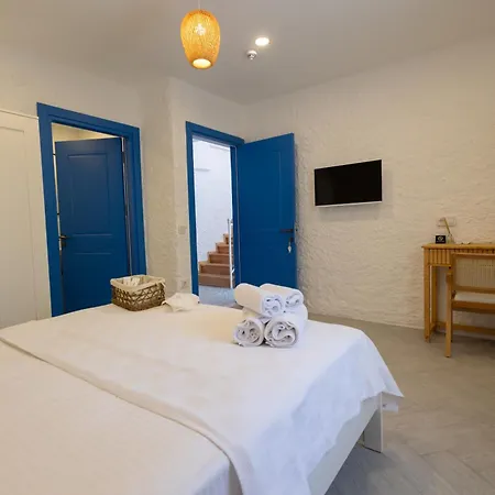 Ref Alacati Отель Кешме