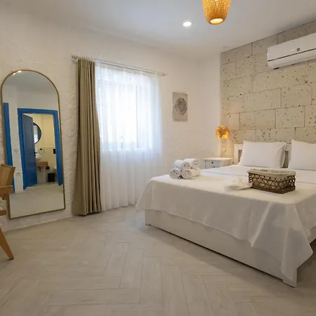 Ref Alacati Otel